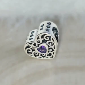 Elegáns Szív Charm - ezüstözött